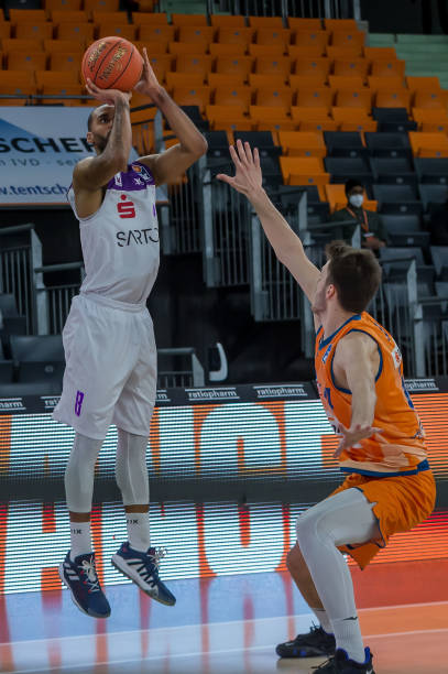 上进行了升 上进行了升