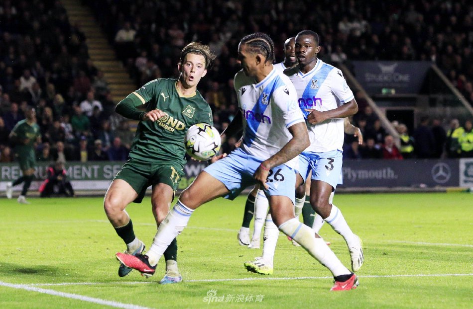 尽管莱万多 尽管莱万多