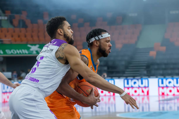 在一次带孩 在一次带孩